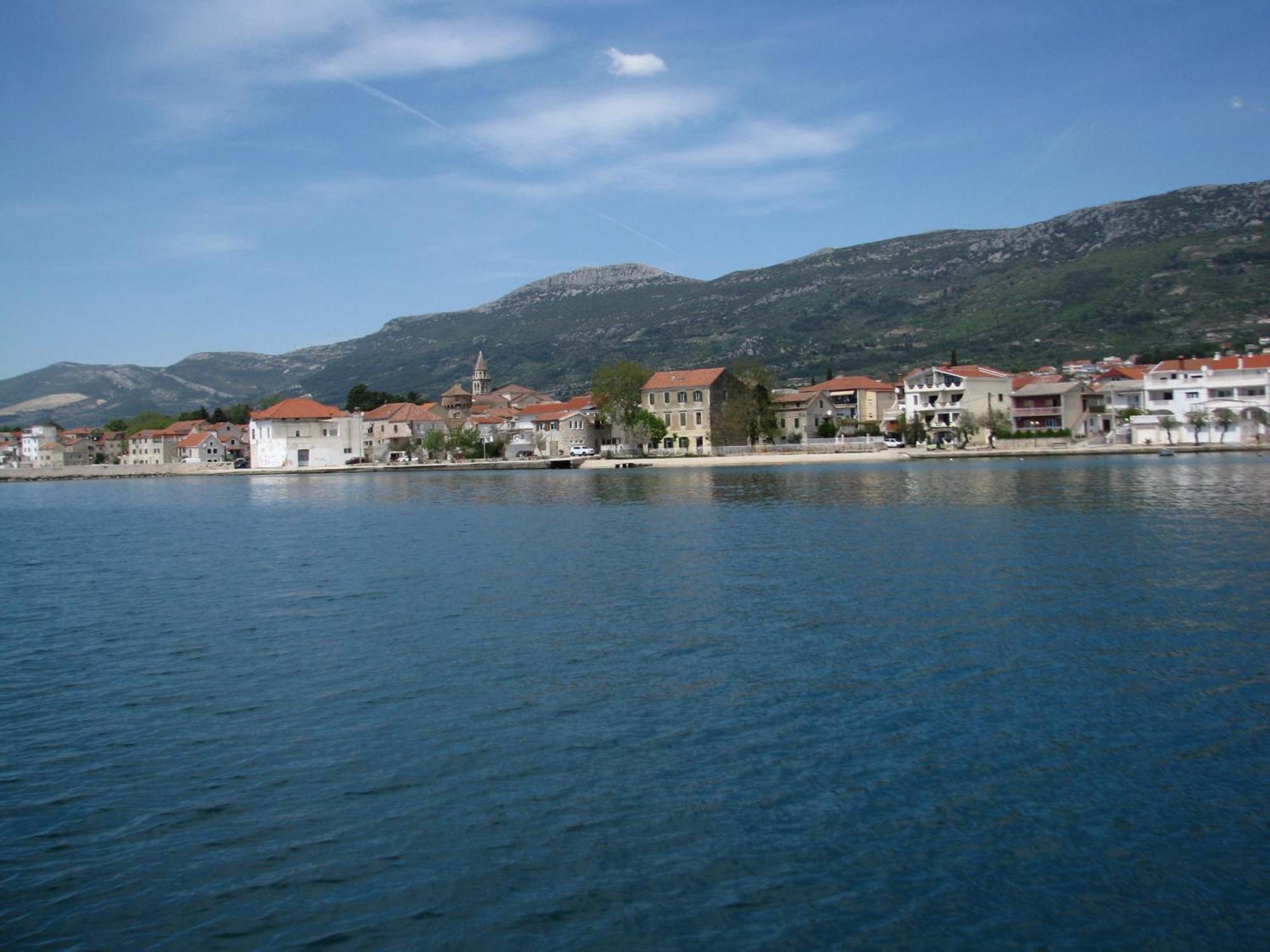 Apartment In Stone House On Seaside Kaštela Екстериор снимка
